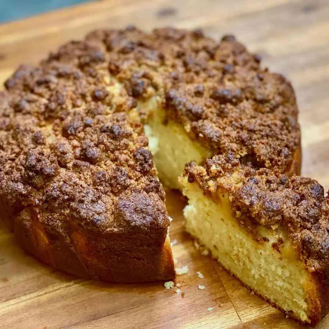 Hot Cross Bun Crumble Cake