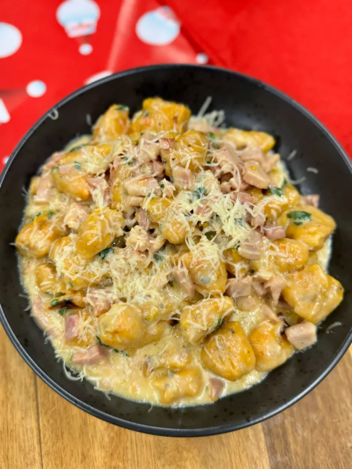 Leftover veg gnocchi with festive ham and cheese