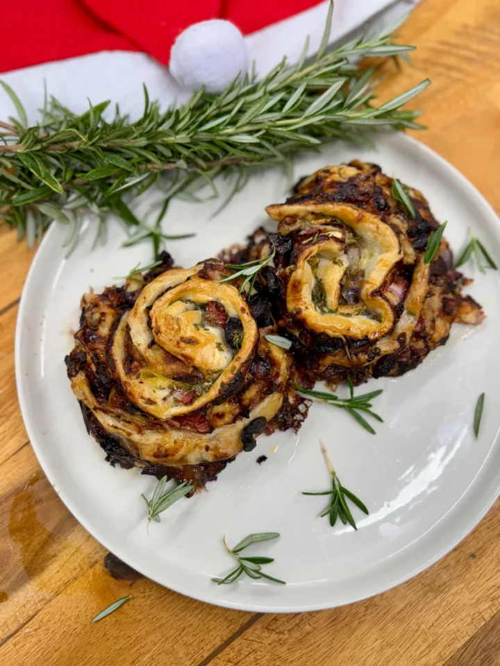 Cheese board Scrolls